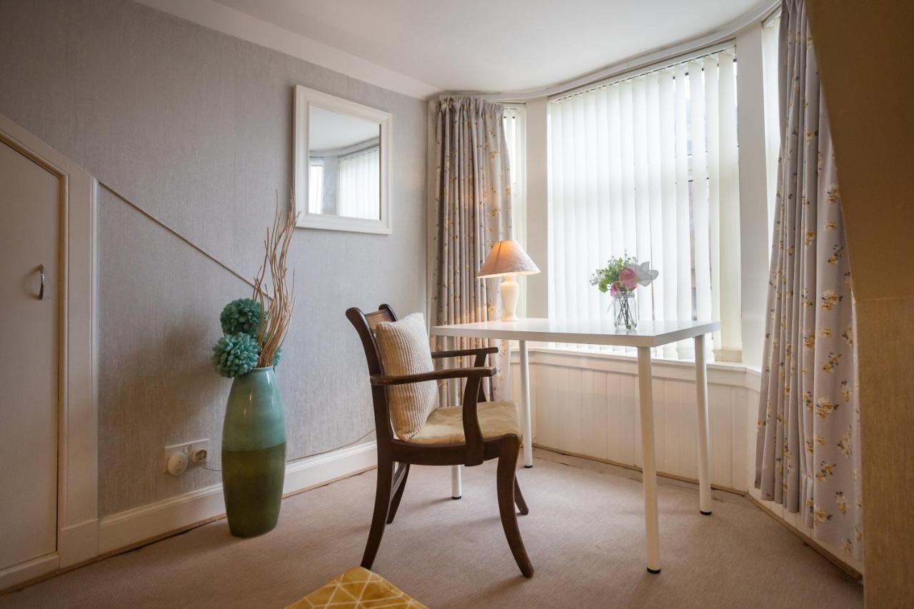 Sandgate 2-Bed Apartment In Ayr Central Location ภายนอก รูปภาพ